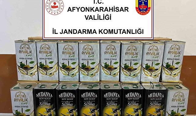 Ürettiği sahte zeytinyağlarını satamadan jandarmaya yakalandı