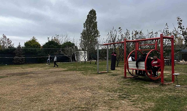Uyuşturucudan kurtuldu, dernek kurup eğitim vermeye başladı