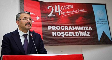 Vali Ali Çelik öğretmenler onuruna yemek verdi