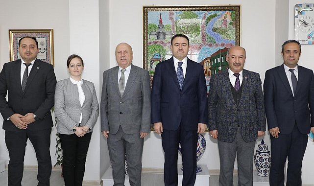 Vali Işın: "Halk Eğitim Merkezleri ekonomik kalkınmaya da katkı sağlıyor"