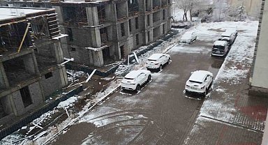 Varto'da kar yağışı başladı