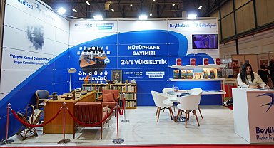 Yaşar Kemal'in özel eşyaları Beylikdüzü standında