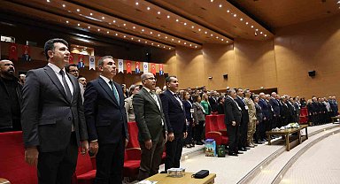 Yazılışının 950. yılında Dîvânu Lugâti't-Türk konuşuldu