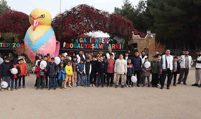 Yetim çocuklar Gaziantep Doğal Yaşam Parkı'nı gezdi