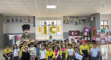 Yıldızkent İlkokulu öğrencilerin 'Cumhuriyet ve Atatürk etkinlikleri" sergisi beğeni topladı