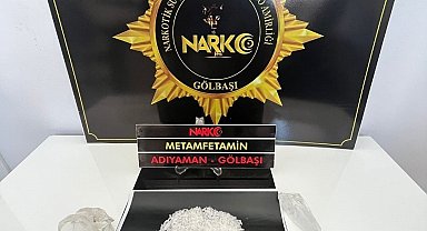 Yolcuların üzerinden uyuşturucu ele geçirildi