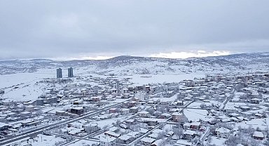 Yozgat'ta kar güzelliği drone ile görüntülendi
