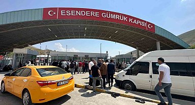 Yüksekova Esendere Gümrük Kapısında bekleyen misafirlere ücretsiz internet hizmeti