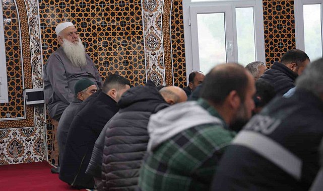 12 yıl sonra ülkesine dönecek olan Suriyeli hayırsever yaşadığı mahalleye cami yaptırdı