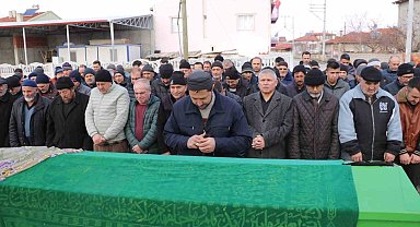 23 yaşındaki öğretmen kazada hayatını kaybetti