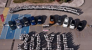 30 yılda 3 milyon 700 bin adet otomobil üretti