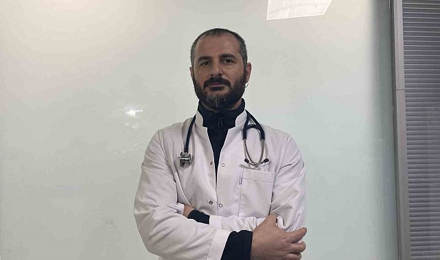 'Alkol oyunu' hastanelik etti: Sahte ve orijinalini karıştırarak içmek istedi, ikisi de sahte çıktı