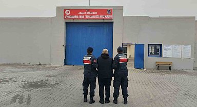 5 yıl hapis cezasıyla aranan şahıs yakalandı