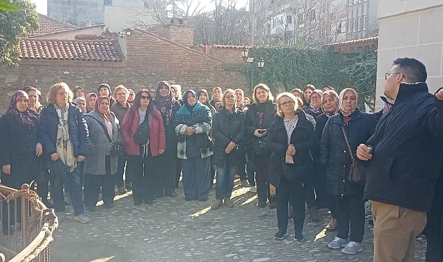 56 kişilik kadın Kafilesi Salihli'yi adım adım gezdi