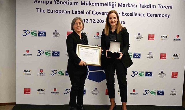 Adana Büyükşehir Belediyesi, Avrupa Yönetişim Mükemmelliği Markası Ödülü'ne layık görüldü.