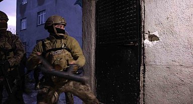 Adana torbacılara şafak operasyonu: 25 gözaltı kararı