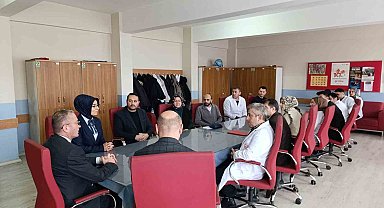 Ağrı Milli Eğitim Müdürü Kökrek'ten PISA kapsamındaki okullara ziyaret