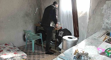 Ahıra benzeyen evde yaşayan gencin hayat mücadelesi