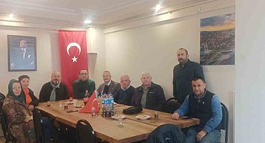 Akçakoca'da siyasiler Akçakoca Lisesi Mezunları Derneğine üye oldu