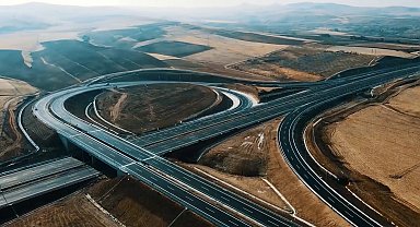 Ankara-Niğde Otoyolu'nu 4 yılda 24,2 milyon araç kullandı