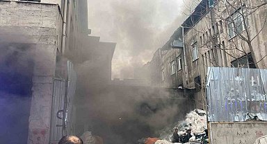 Ankara'da atık fabrikasında yangın: İtfaiye ekipleri müdahale ediyor