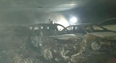 Ankara'da kapalı garajda yanan 3 otomobilde maddi hasar oluştu