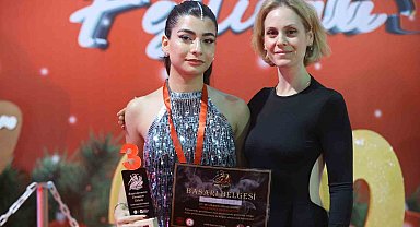 Antalya'da Yılbaşı Festivali renkli görüntülere sahne oldu