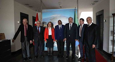 ASATUF Heyeti, Tanzanya Büyükelçiliği'ni ziyaret etti