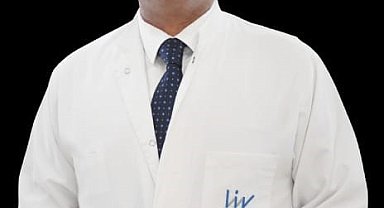 Astım atağında, sakin kalıp çocuğu rahatlatmak çok önemli