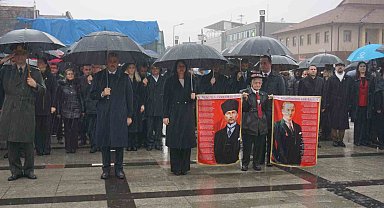 Atatürk'ün Edirne'ye gelişinin 94'üncü yılı törenle kutlandı