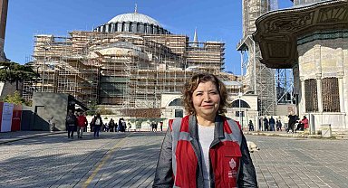 Ayasofya'da dev iskele kuruldu: Bin 500 yıllık cami niteliksiz sıvalardan arındırılacak