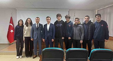 Aydın Lisesi'nden öğrencilerin kariyer planlamasına destek