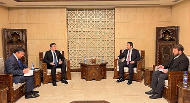 Azerbaycan Dışişleri Bakanı Yardımcısı Rafiyev Suriye'yi ziyaret etti