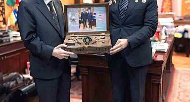 Azerbaycan Milli Kahramanı Hüseynli'den Türkçülük mesajı