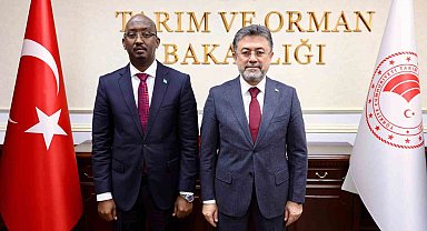 Bakan Yumaklı, Somali Balıkçılık ve Mavi Ekonomi Bakanı Aden ile görüştü