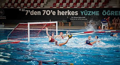 Balıkesir'de Kadınlar Türkiye Sutopu Şampiyonası heyecanı başladı