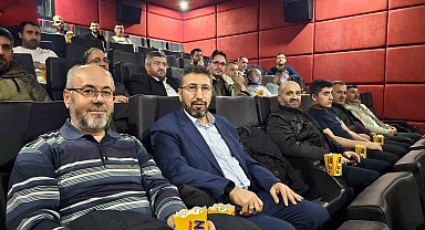 Bandırma Müftülüğü belgesel gösterimiyle 33 yıllık emeğin hikâyesini anlattı