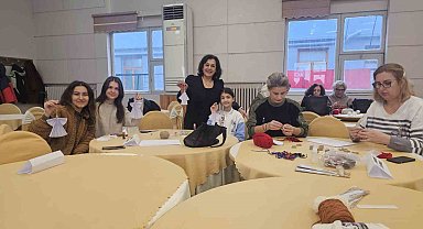 Bandırma'da yılbaşı süsleme workshopu başladı