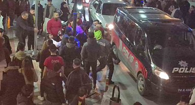Bartın'da laf atma kavgası: 1 kişi yaralandı, 1 kadın sinir krizi geçirdi