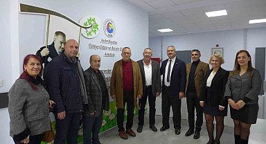Başkan Akdoğan ve Milli Eğitim Müdürü Ataman, TOBB Anaokulu'nu inceledi