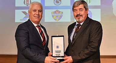 Başkan Bozbey'e 'Spora katkı sağlayan başkan' ödülü
