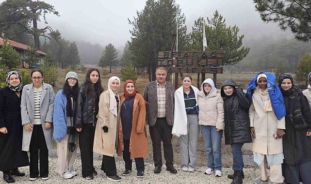 Başkan Pütün, üniversite öğrencilerini Beyağaç'ta ağırladı