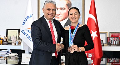 Başkan Uysal'dan şampiyona tebrik