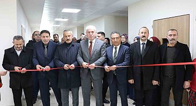 Bayburt'un Maden köyünde kütüphane açılışı gerçekleştirildi