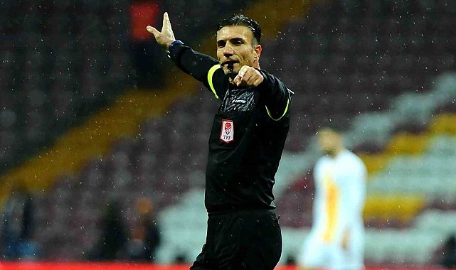 Beşiktaş - Alanyaspor maçının VAR'ı Özgür Yankaya oldu