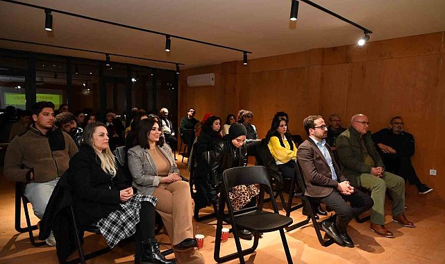 Beylikdüzü'nde "Portfolyo Seçki Yarışması" sergisi sanatseverlerle buluştu