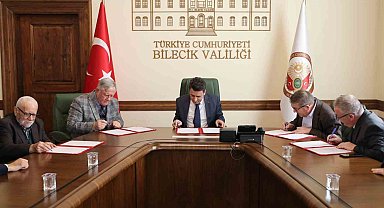 Bilecik'te okul inşaatı için imzalar atıldı