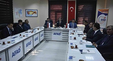 Bitlis'te 'İl Afet Risk Azaltma Planı' toplantısı yapıldı