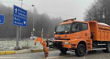 Bolu Dağı geçişinde kar yağışı başladı