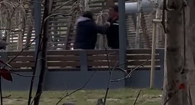 Bu kez erkeğe şiddet kamerada